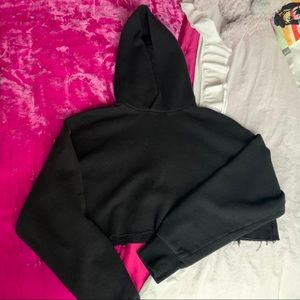 Cropped Black H&M Hoodie